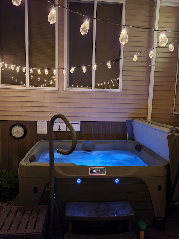 Private hot tub at night!