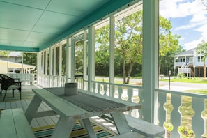 Screened Porch