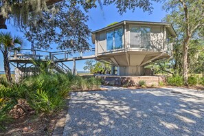 Front Exterior | 2nd-Floor House | Access to Community Amenities