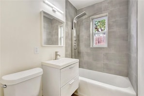 1 bathroom