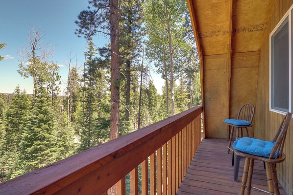 Duck Creek Village Vacation Rental | 2BR | 2BA | 1,185 Sq Ft | Stairs to Access