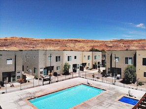 Entrada at Moab's Huge Pool, Spa, and Outdoor Entertaining Area!