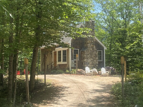 Drive up our driveway to start your White Mountains adventure!!!