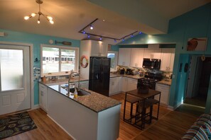 large kitchen - renovated in 2021