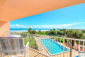 Stunning DIRECT Oceanfront & Pier Views from your huge private balcony