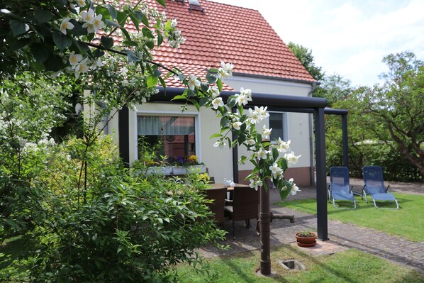 Ferienhaus mit Garten 