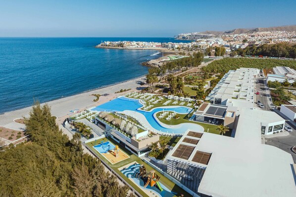 Infinity pool