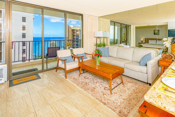 Relax and enjoy your stay in this condo with a beautiful ocean view.