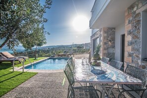 Outdoor dining area.