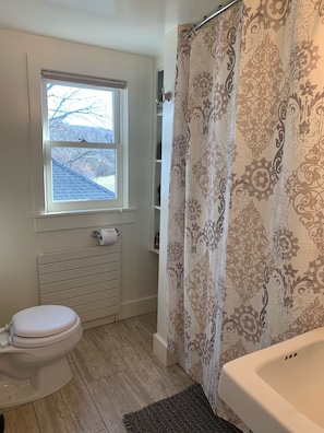 Upstairs Bathroom