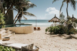 Seaside pool for Mahayana guests only