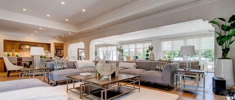 Elegant open floor plan living room