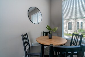 Savor a homecooked meal or some of Des Moines' best delivery