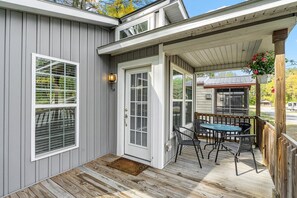 Cascade cottage exterior 