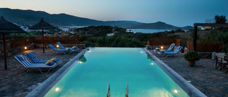 Seaview Crete Villa | 5 Bedrooms | Villa Glandmor | Short Walk to Beach | Private Pool | Elounda