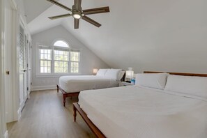 Two queen beds in the loft