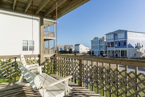 Covered Porch - 1st Level