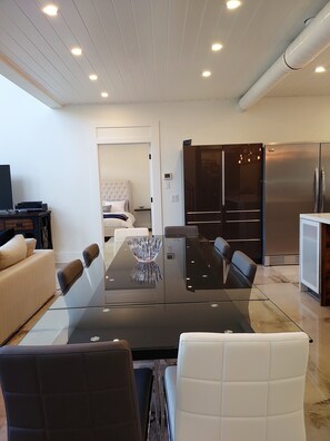 Dining area that sits eight people comfortably 
