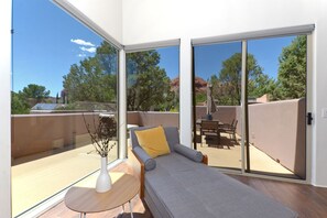 Unbeatable views from indoors and out