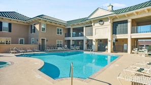 Enjoy the Rooftop Pool at North Shore Place
