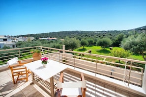 https://cdn.webhotelier.net/photos/w=1920/ivory-creti/L365469.jpg