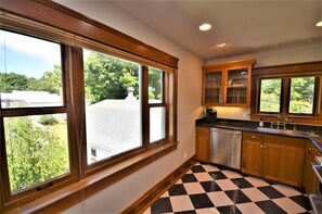 Kitchen - Kitchen