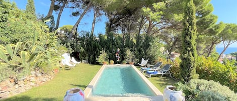 VILLA 500 mts to the beach.PLATJA DE PALS-COSTA BRAVA-Capacity for 7 people-
