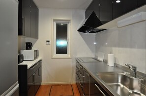 CV1,2 kitchen
