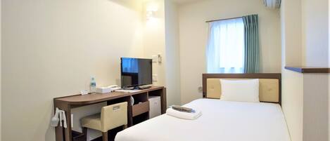 Single room size 8㎡～9㎡ ・All rooms are made by Simmons ♪ All rooms are equipped with washlet♪