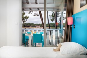 Enjoy a peaceful sleep in one of the bedrooms - Bedding configurations vary!