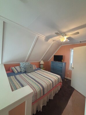 2nd floor loft king bed