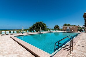 Pool, Water, Hotel, Building, Resort