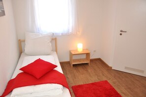 Ferienwohnung B2, Terrasse, 64qm, 2 Schlafzimmer, max. 5 Personen