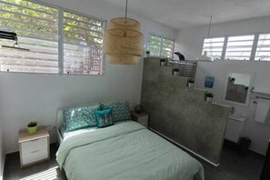 Comfortable Queen size bed with fresh linens and pillows