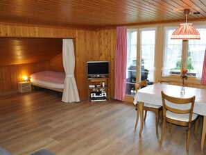 Furniture, Building, Table, Wood, Interior Design, Lighting, Living Room, Flooring, Floor, Wall
