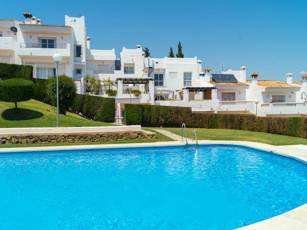 Eigentum, Schwimmbad, Grundeigentum, Wohngebiet, Gebäude, Resort, Haus, Wohnung, \"Stadt, Azurblau