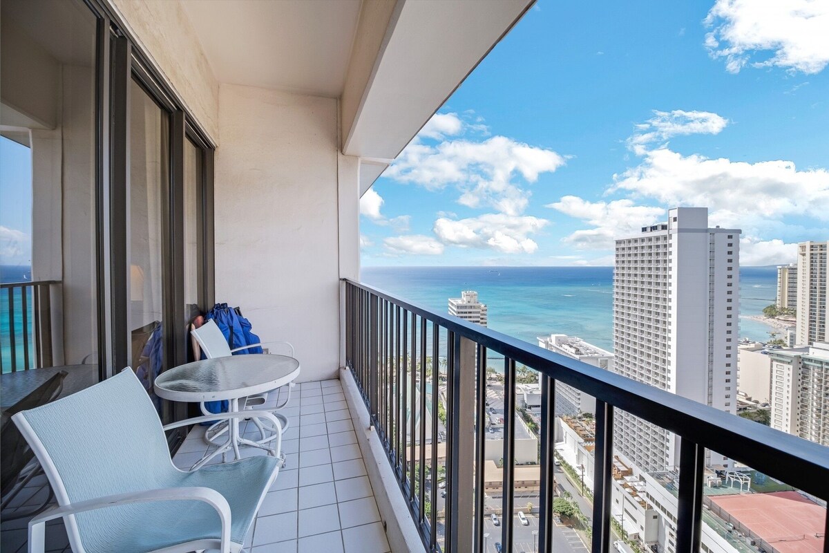 Waikiki Banyan Condo Located One Block From Waikiki Beach! by Koko Resort Vacation Rentals