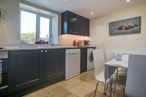 Rose Cottage Kitchen 2