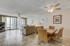 ,Dining Area,