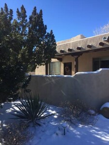 Placitas Magic-2 Bed/2 Bath Custom Santa Fe Home