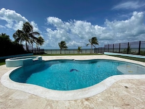 Large pool with a shallow wading platform