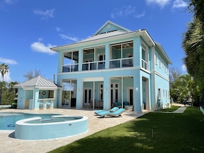 Full balcony, private pool and pool bar all with view of the sea