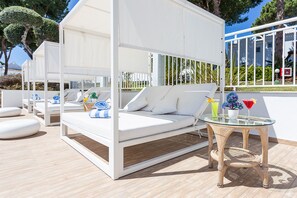 Sunbeds