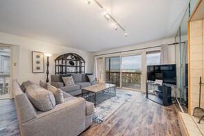 Upper Level Living area with balcony
