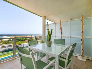 Eigentum, Zimmer, Gebäude, Grundeigentum, Haus, Möbel, Interior Design, Tabelle, Balkon, Fussboden