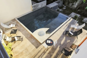 Vue sur piscine