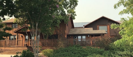 Maefield Vineyard House Front Entrance