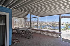 Private Outdoor Space | Gas Grill