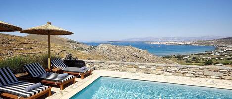 Platinum Paros Villa | Villa Indiko | 4 Bedrooms | Sea Views | Naoussa