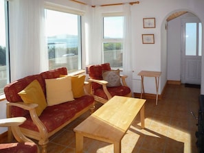 Heir Island Holiday Homes - The Old Barn, Wheelchair Friendly Holiday Accommodation Available on Heir Island, West Cork